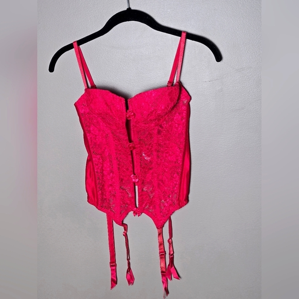 Victoria's Secret Cherry Red Romantic Boudoir Coquette Lace Corset‎ Bustier, 34C